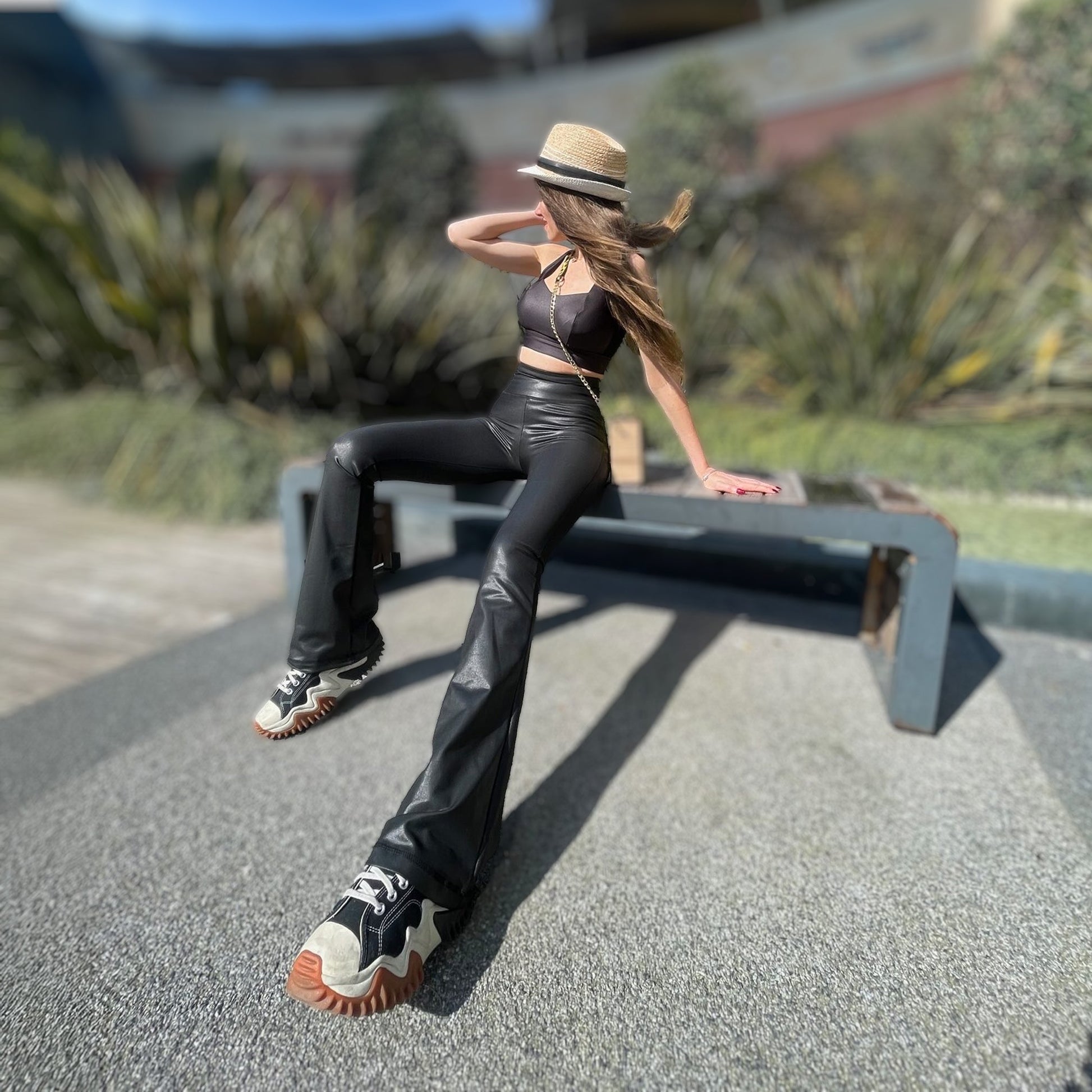 Clara - Deri Görünümlü İspanyol Paça - Seja Store