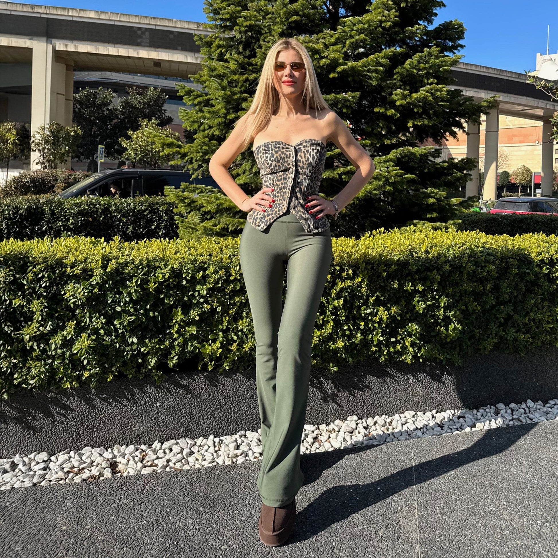 Clara - Haki İspanyol Paça - Seja Store